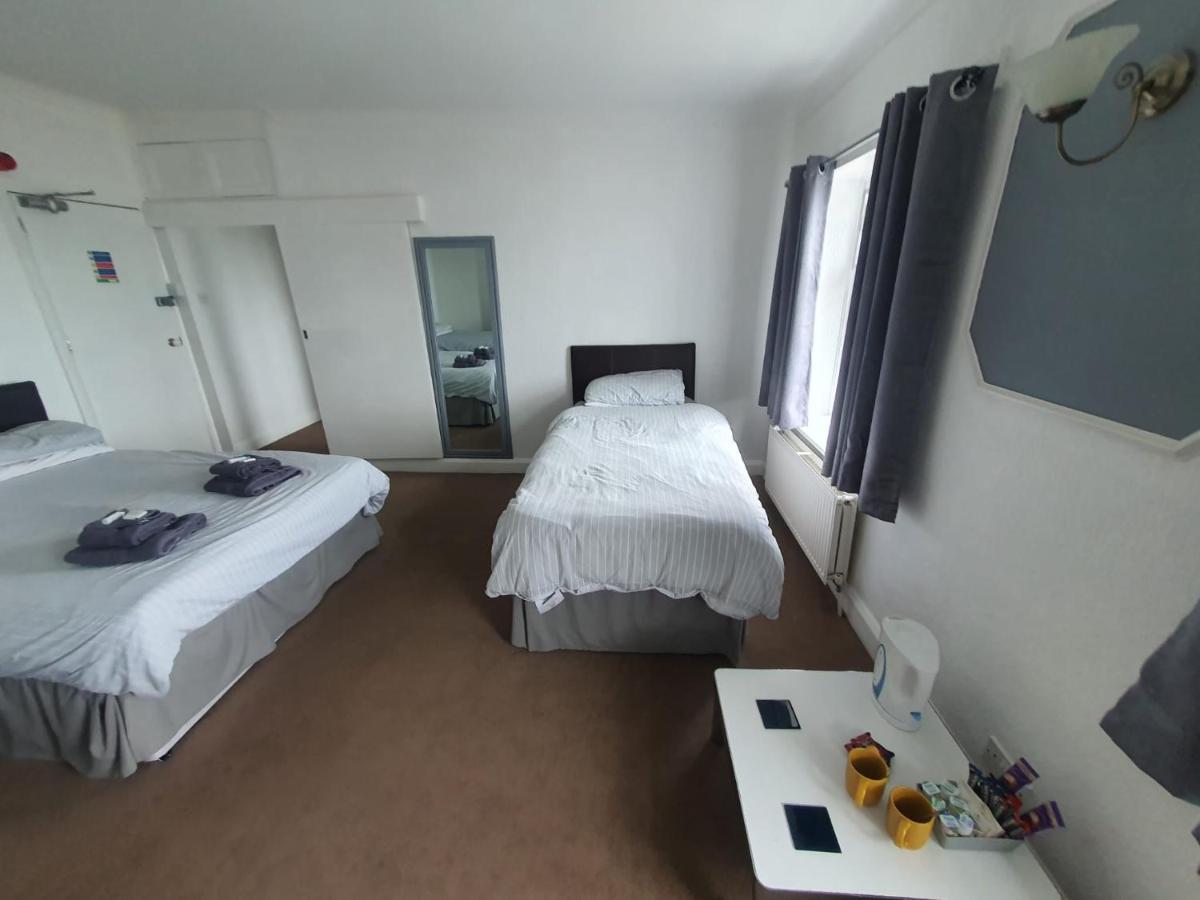 Highlander Hotel スカーバラ エクステリア 写真