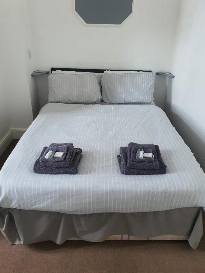 Highlander Hotel スカーバラ エクステリア 写真