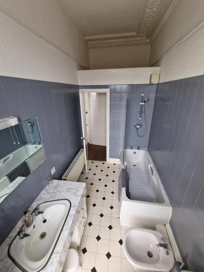 Highlander Hotel スカーバラ エクステリア 写真