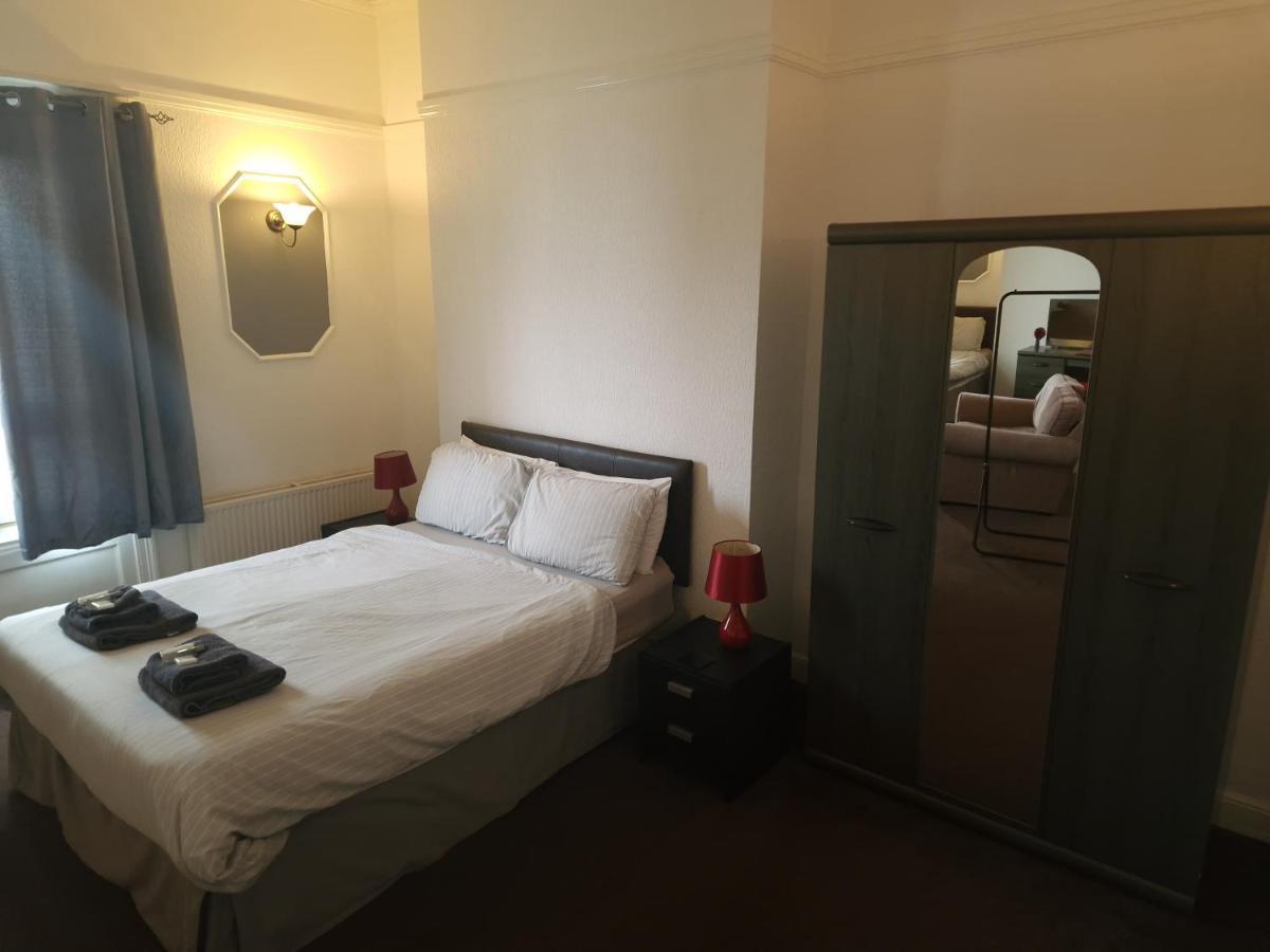 Highlander Hotel スカーバラ エクステリア 写真